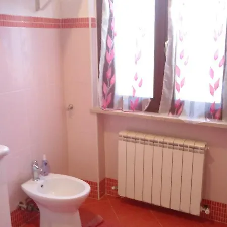 Semesterbostad Lol House *